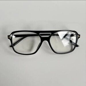 vintage style black rounded square glasses